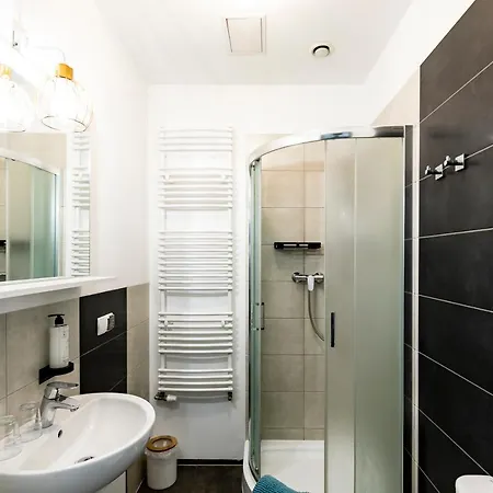 公寓式酒店 Cooltour 波兹南