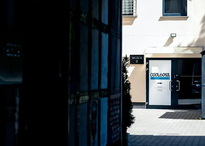 Cooltour Aparthotel 3*